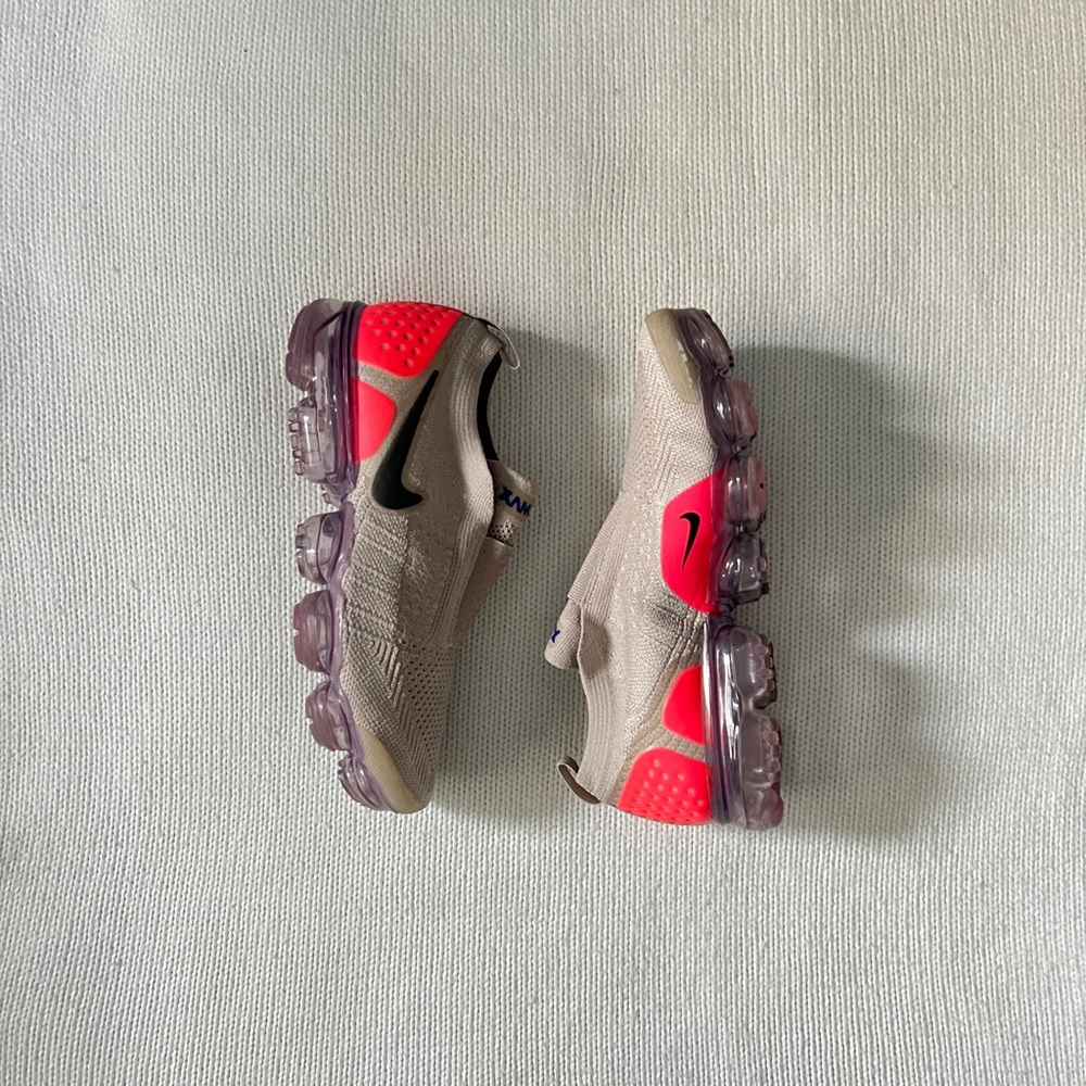 Nike Air Vapormax Flyknit Moc 2